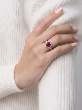 Madison Tyler Silver Plated Red Heart CZ Halo Ring Size 6 Cubic Zirconia